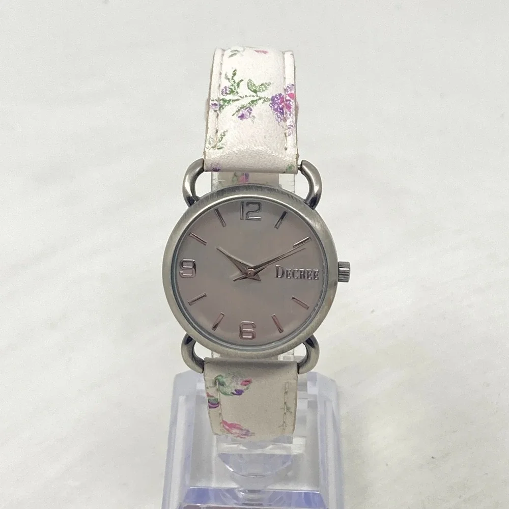 Decree Womens Watch 30mm Silver Tone Gunmetal Floral Spring New Battery 8.5